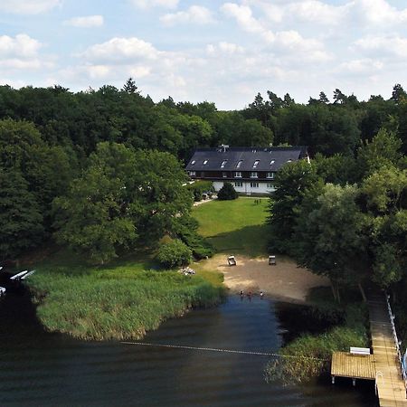 Seehotel Ichlim Sewekow Bagian luar foto