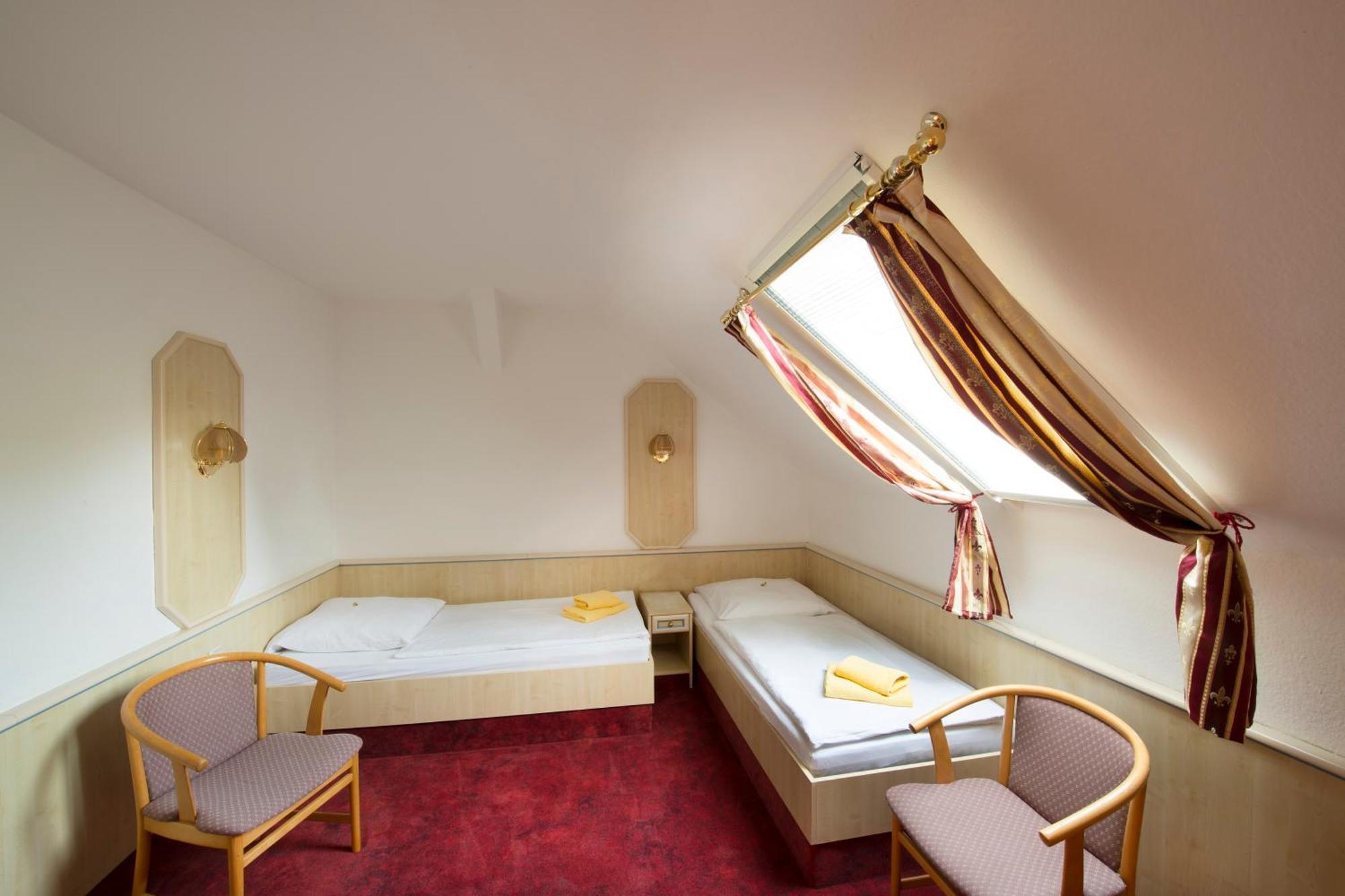 Seehotel Ichlim Sewekow Bagian luar foto