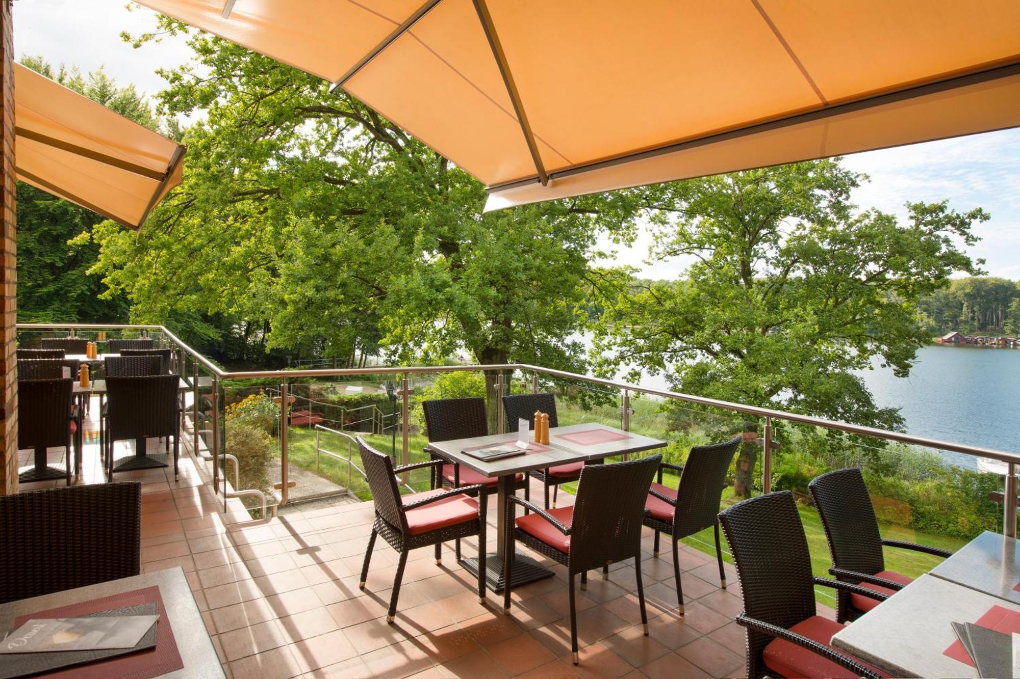 Seehotel Ichlim Sewekow Bagian luar foto