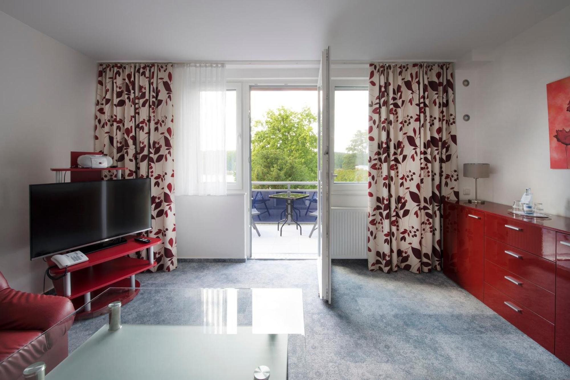 Seehotel Ichlim Sewekow Bagian luar foto