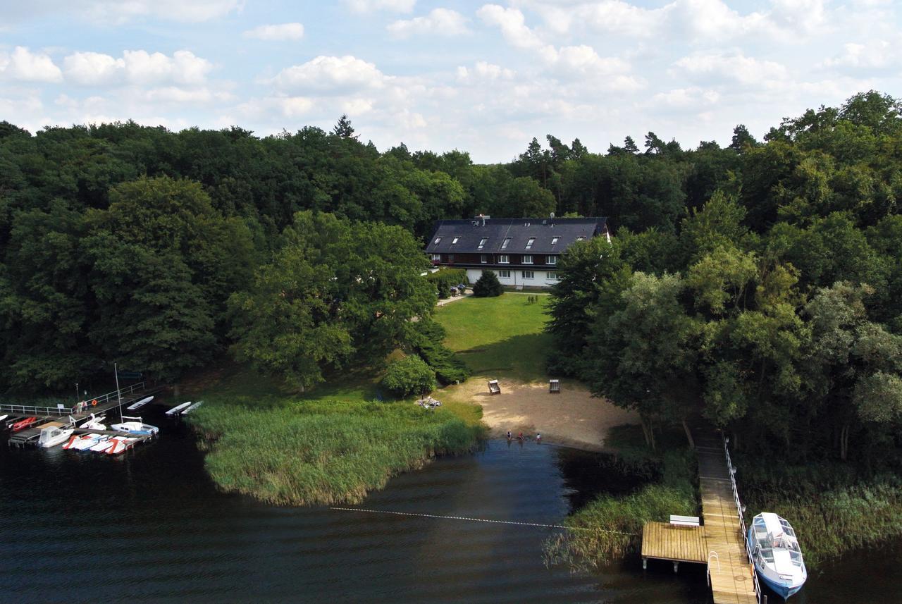 Seehotel Ichlim Sewekow Bagian luar foto